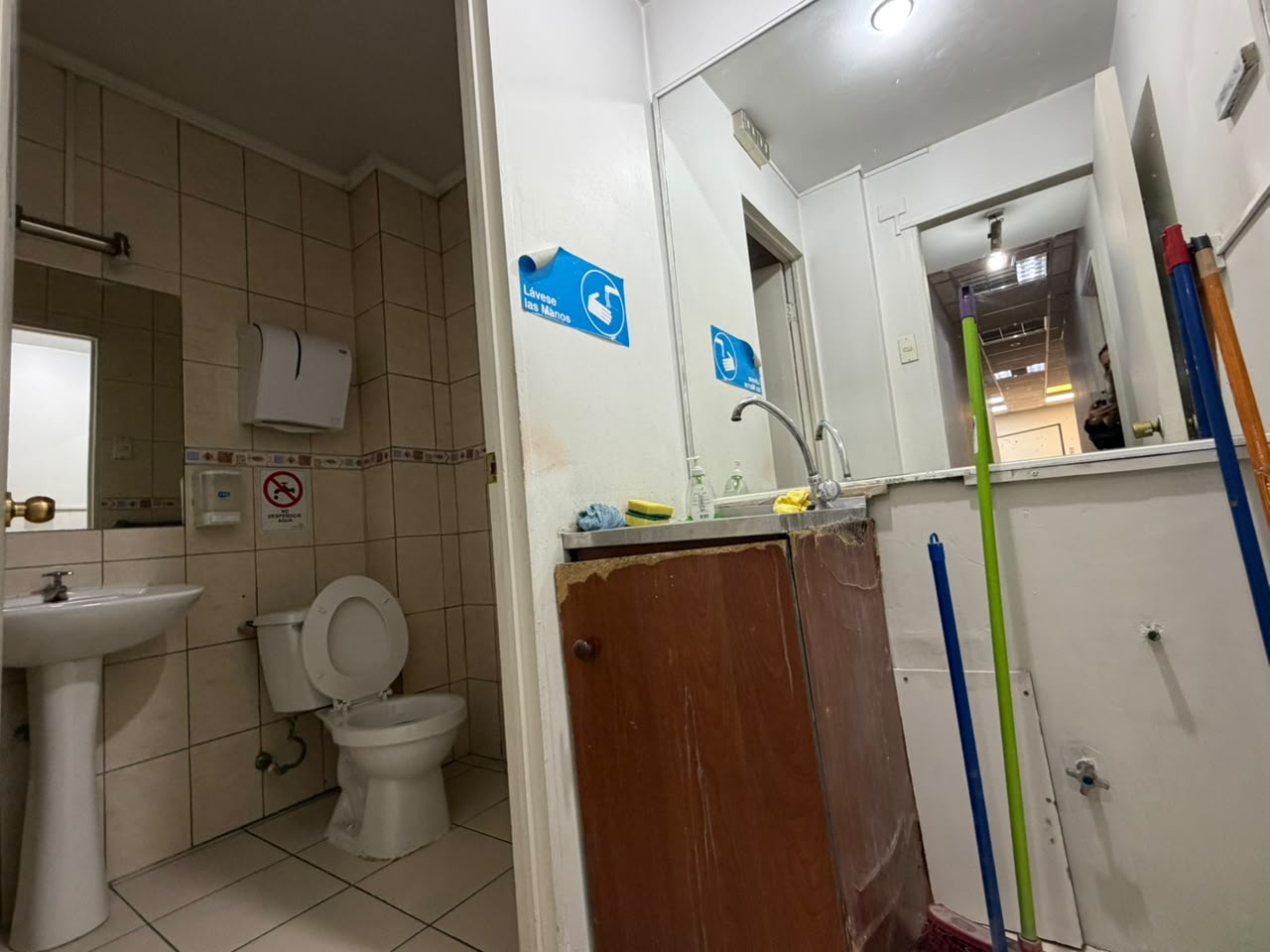 Oficina de 100 m² en Huérfanos 863, Santiago, foto 10 de 12