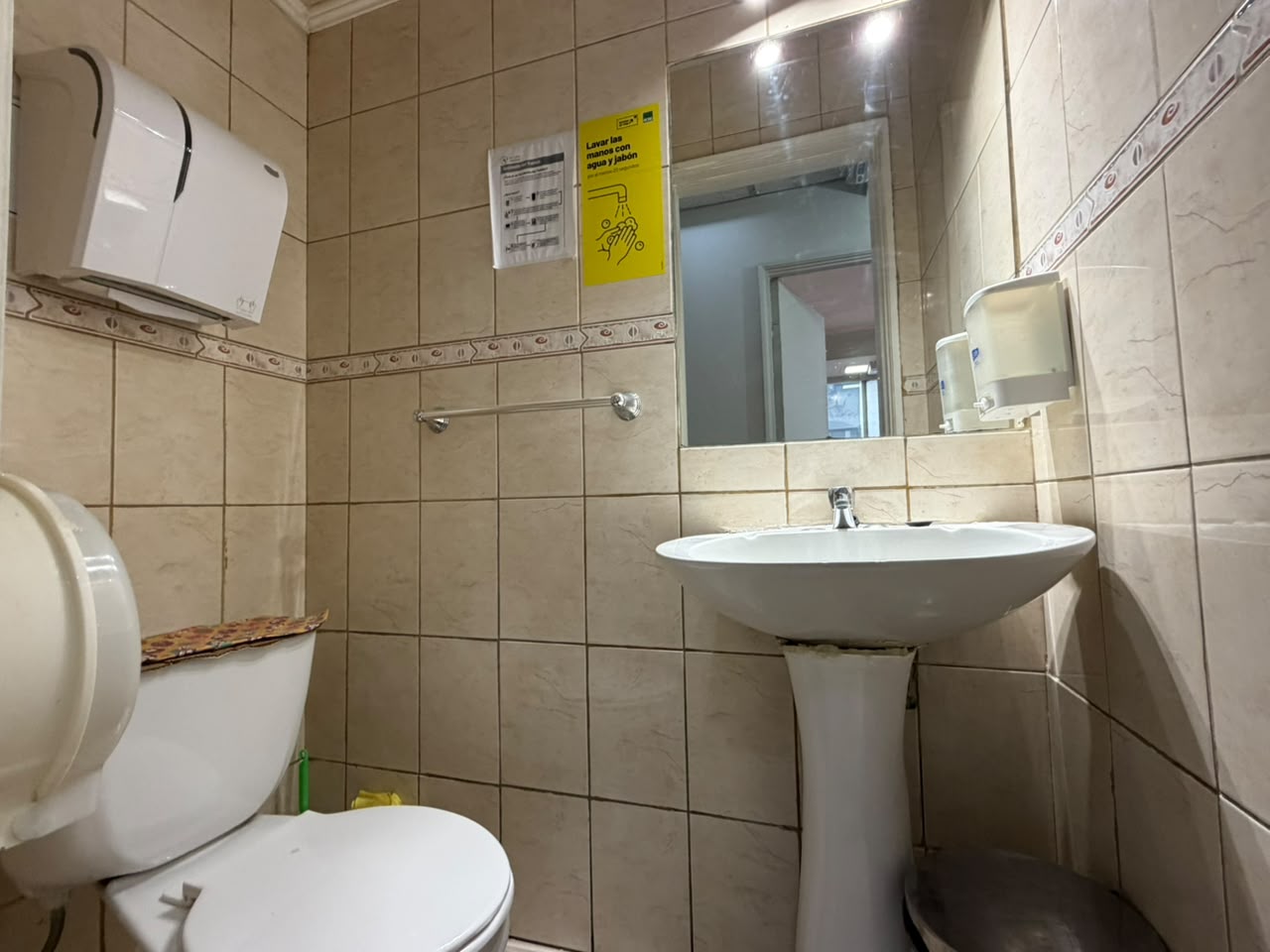 Oficina de 100 m² en Huérfanos 863, Santiago, foto 9 de 12