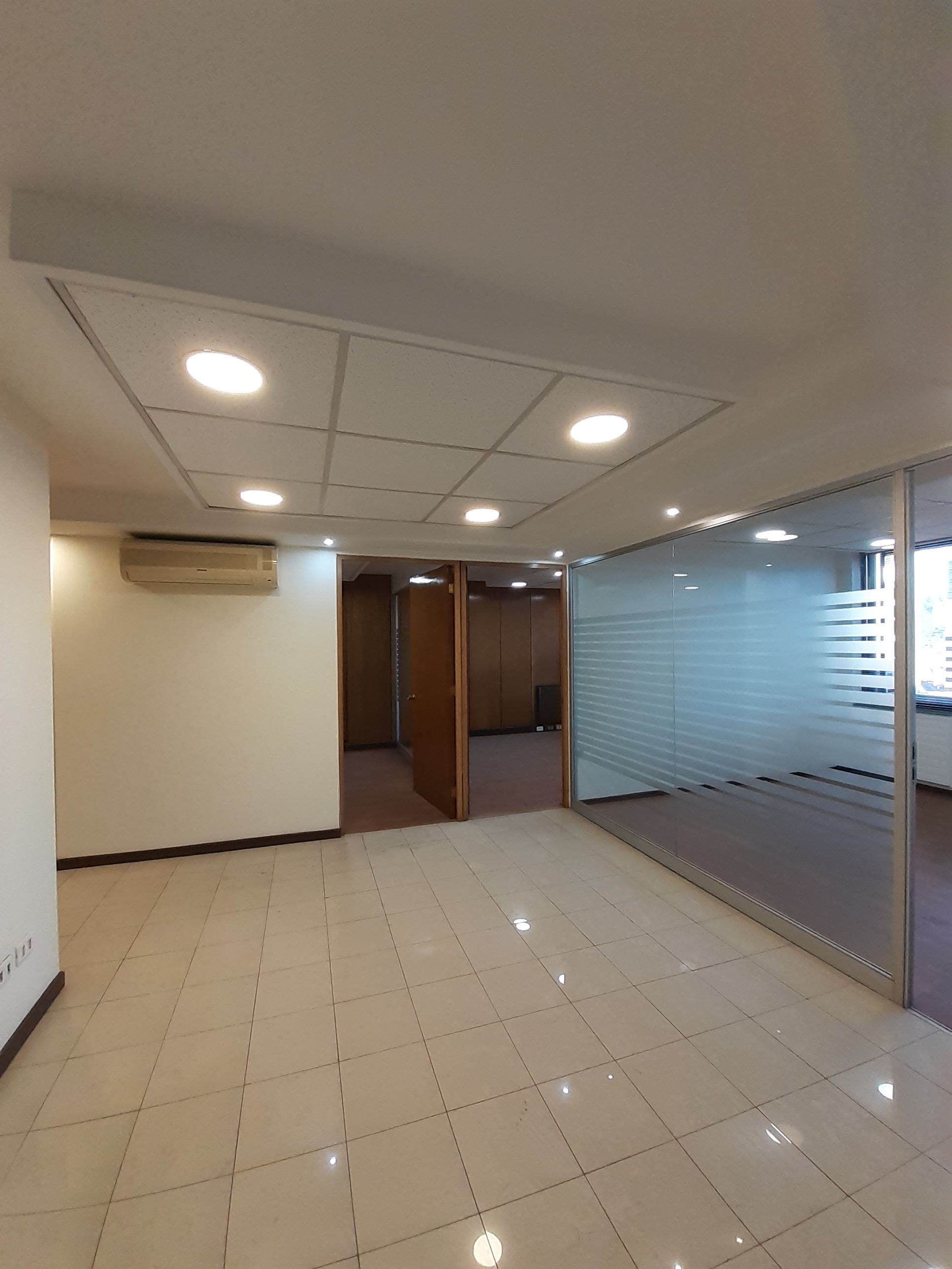 Oficina de 110 m² en Las Bellotas 199, Providencia, foto 7 de 12
