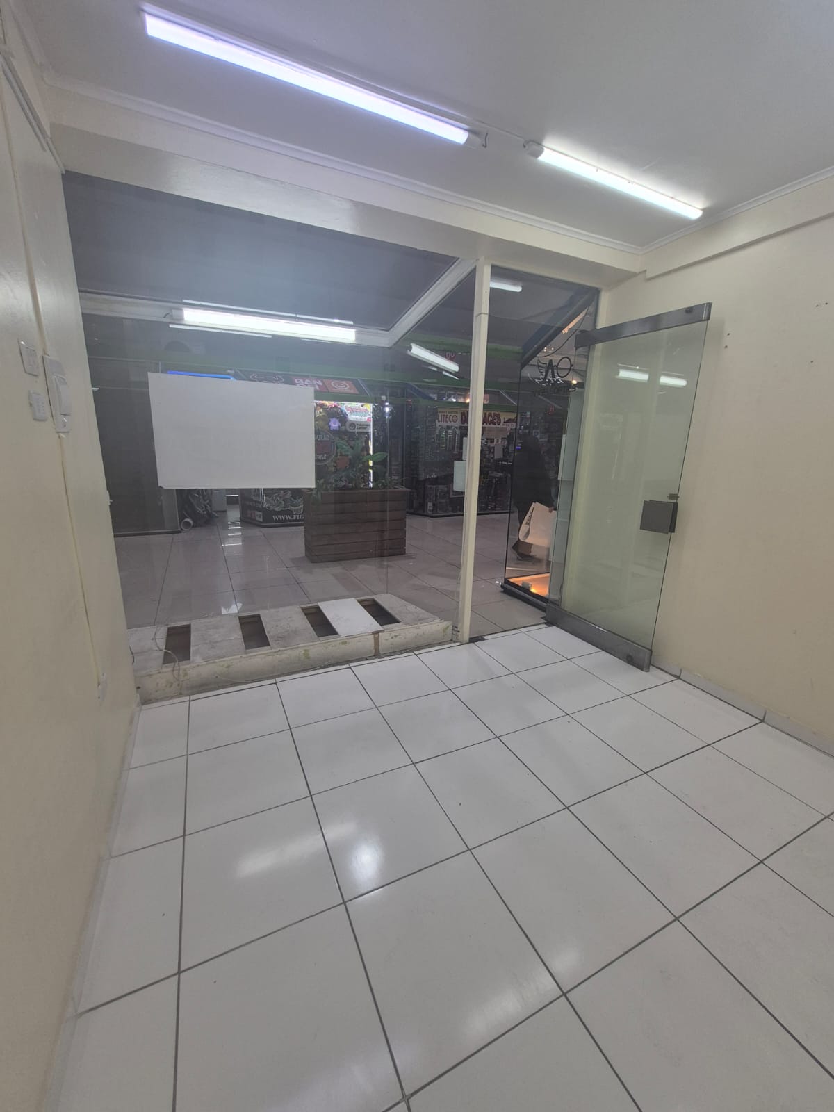 Local comercial de 20 m² en San Antonio 118, Santiago, foto 4 de 11